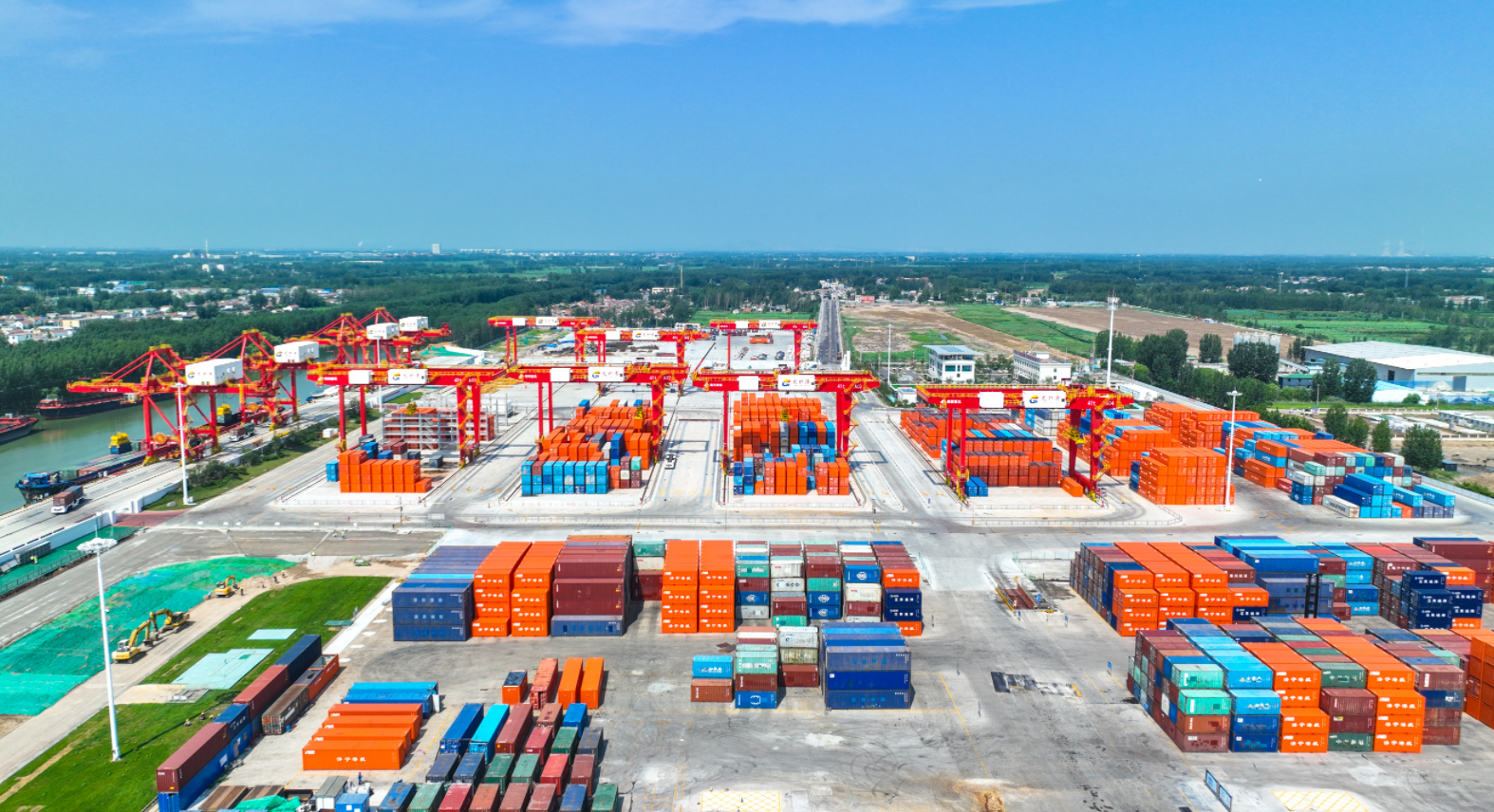 通江达海好“运”来丨龙拱港引领清洁运输责任和使命