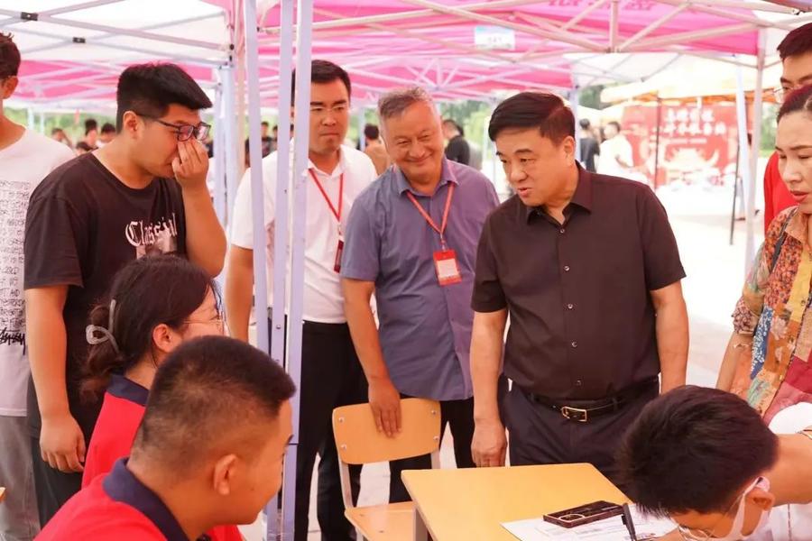 王力一 www.qlwb.com.cn