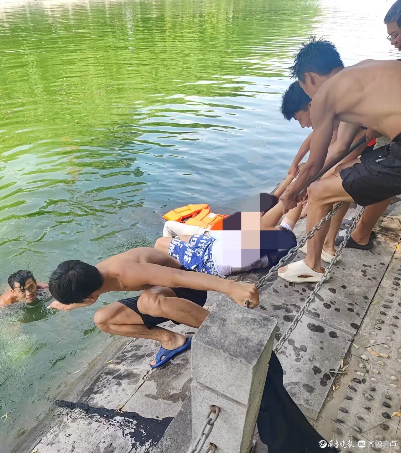 划完龙舟跳水救人！聊城9名学生队员临危施救有勇有谋