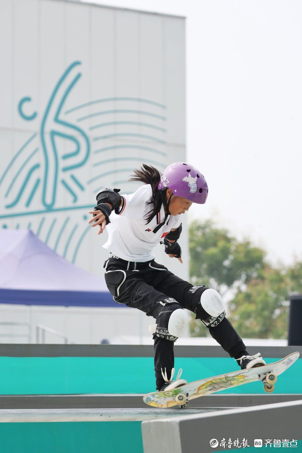 观潮13岁山东女孩崔宸曦获亚运会滑板女子街式决赛冠军