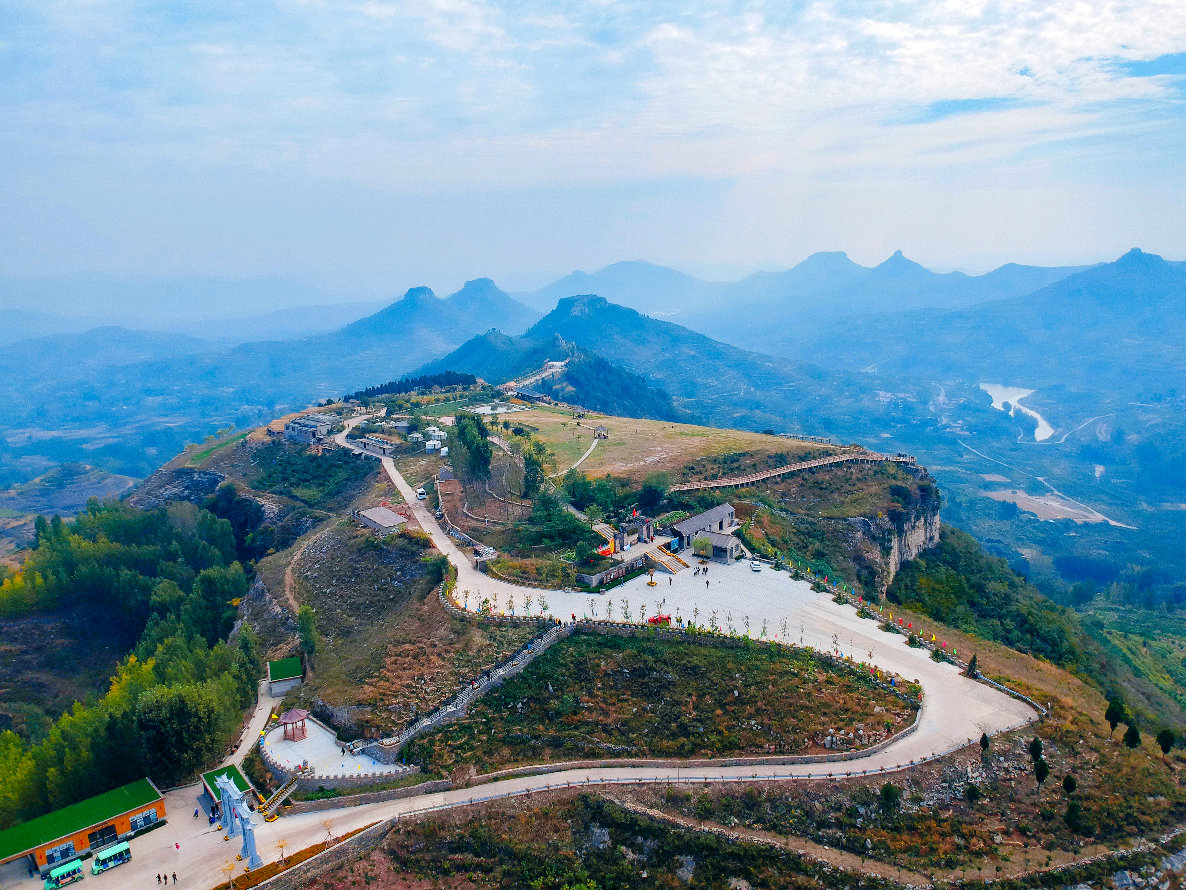 国庆假期出游，光看人头？不妨来崮乡清心两三天