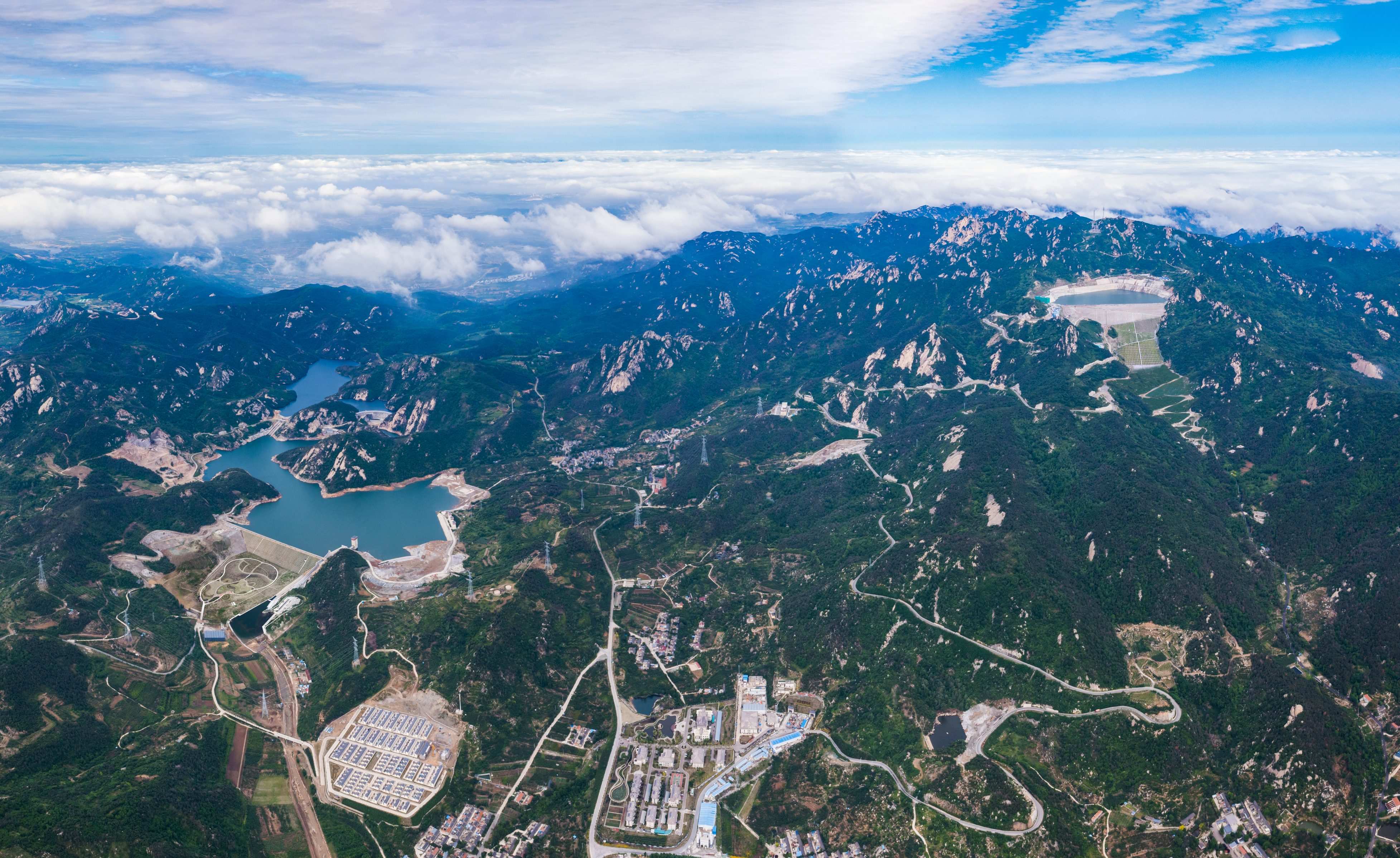 深秋时节,昆嵛山风景如画.