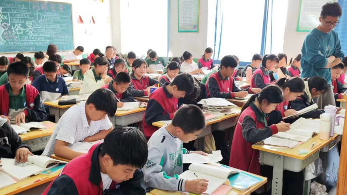 青年说｜乡镇学校来了“00后”公费师范毕业生