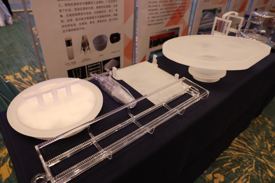 图集丨军创展上都有啥？30余家企业拳头产品亮相