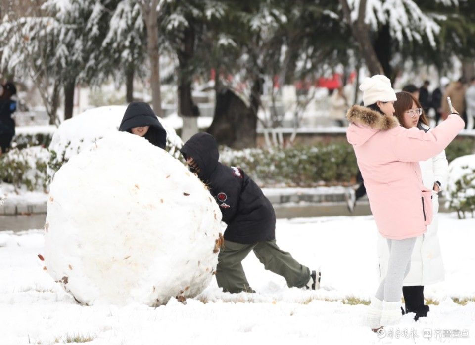 来了！山服学子专属冬雪图上新
