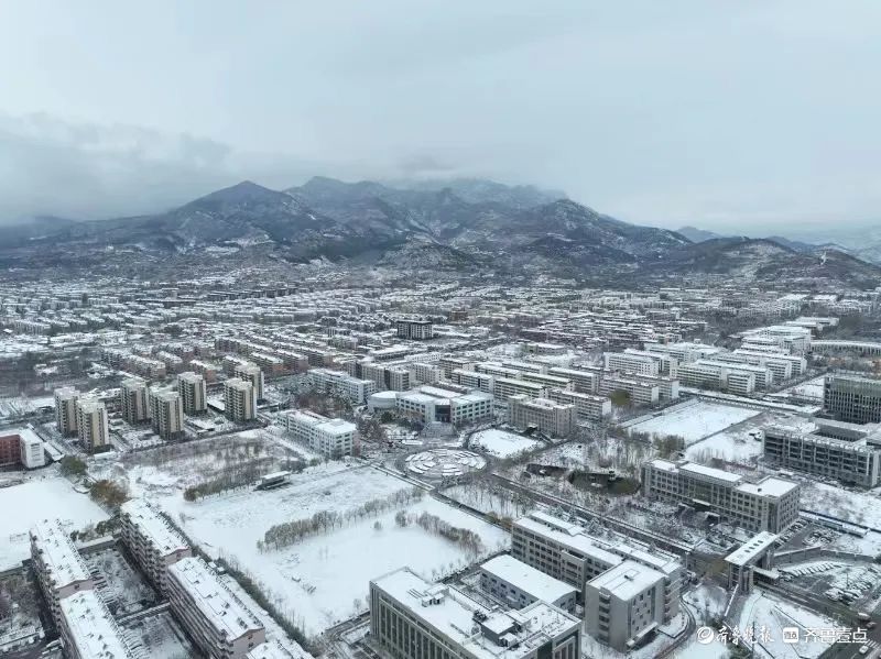 来了！山服学子专属冬雪图上新