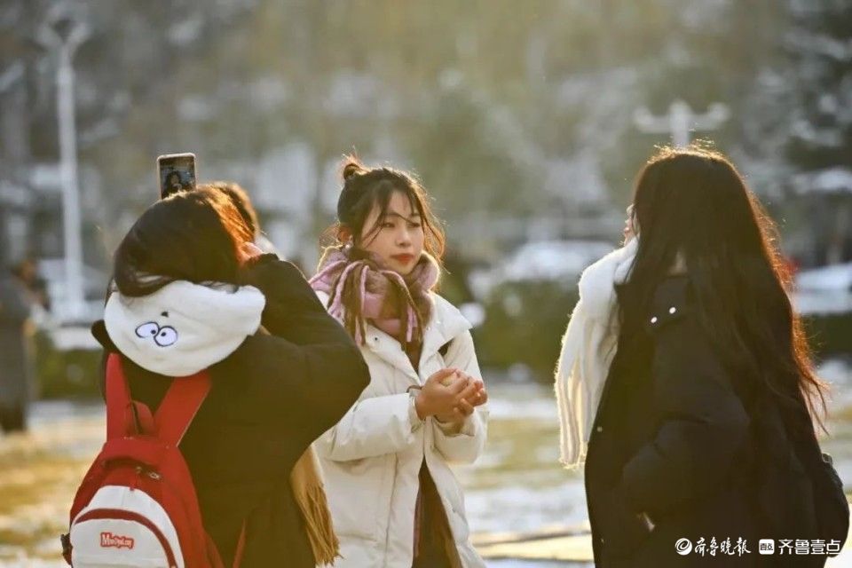 来了！山服学子专属冬雪图上新