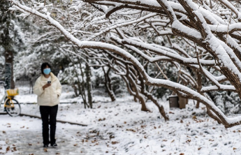 一毫米降雪能积多深的雪？为何南北方还会有差异？