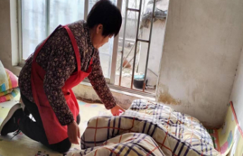 孝德|王旭芳：带着公婆改嫁，不离不弃20载