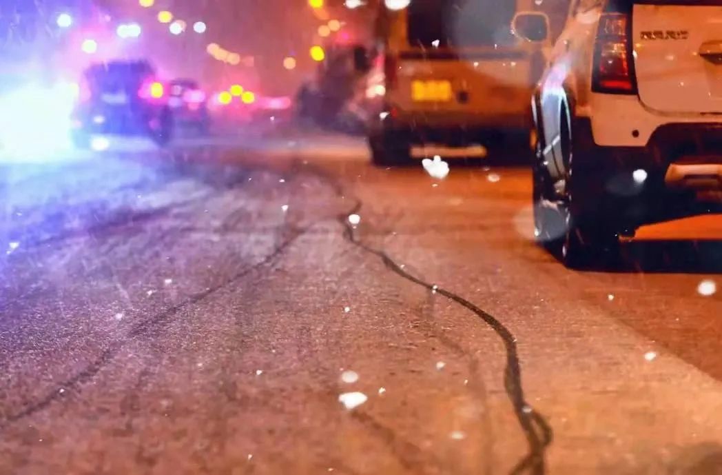 温暖定格|滨州北海公安雪中执勤守护平安