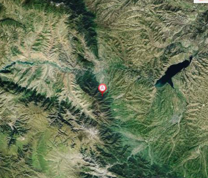 中国地震台网正式测定：12月18日23时59分在甘肃临夏州积石山县（北纬35.70度，东经102.79度）发生6.2级地震，震源深度10千米。目前救援正在进行中。