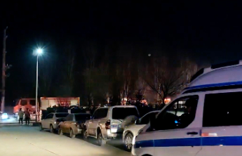 武警官兵抵达甘肃地震救援现场