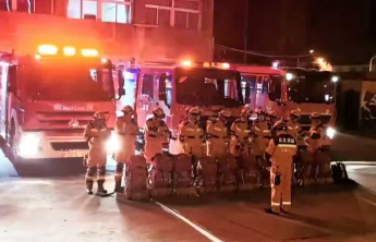 连线震中河崖村村民：顶棚坍塌，气温很低，担心余震