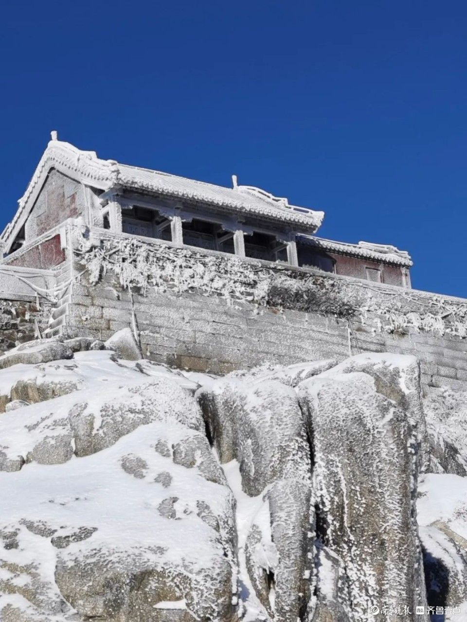 叮！特制“冰糖泰山”一份，请尽快品尝！