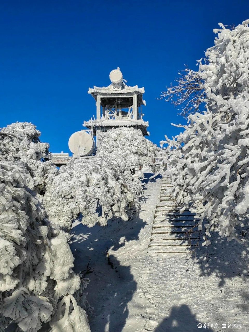 叮！特制“冰糖泰山”一份，请尽快品尝！