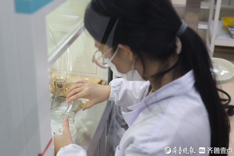 图集|满城飘香,近距离感受喜旺卤味美食的澎湃生机