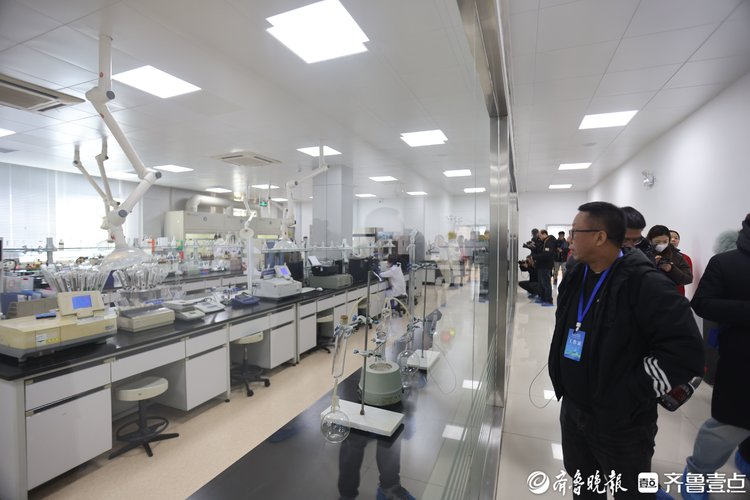 图集|满城飘香,近距离感受喜旺卤味美食的澎湃生机