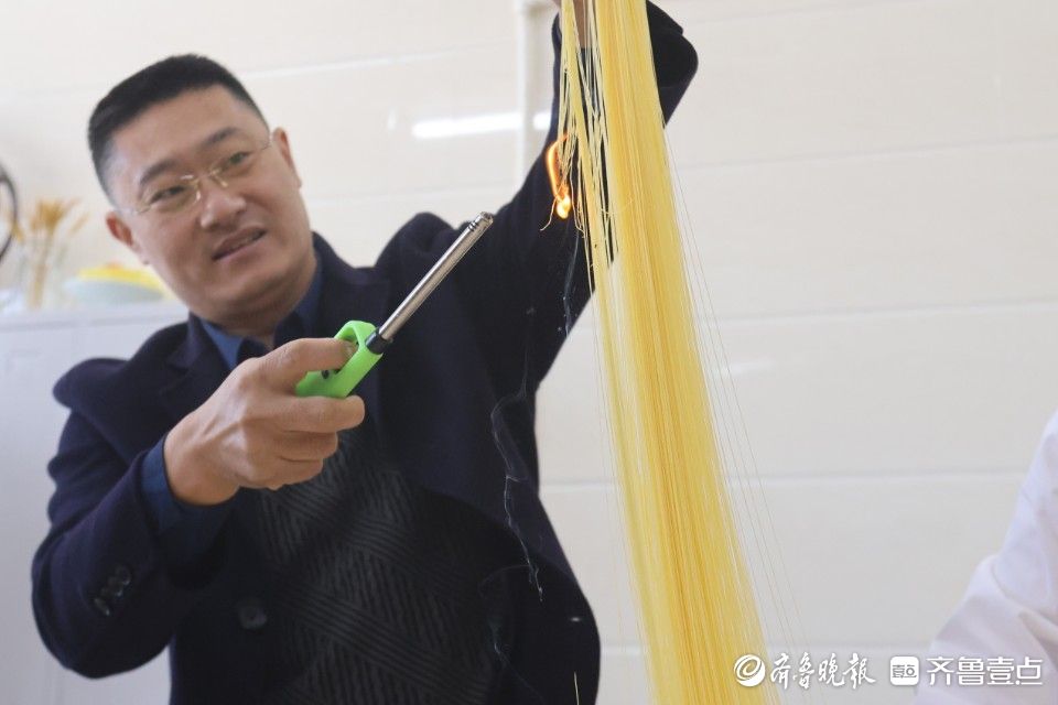 图集|技艺与创意共舞，烟台文化旅游职业学院师生共献舌尖盛宴
