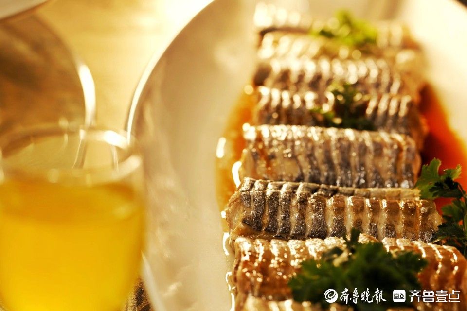 图集|品味古城街区文化，在烟台饭馆感受鲁菜里的烟火气
