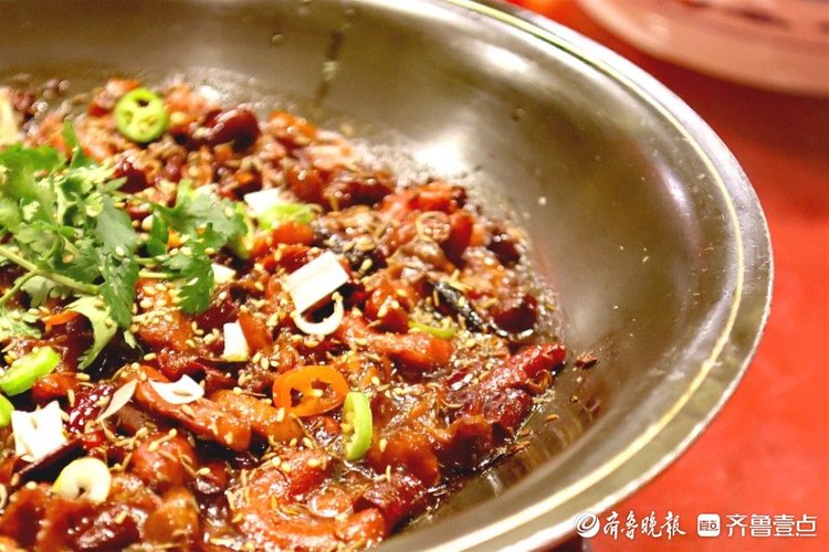 图集|海肠捞饭在这里诞生,走进旺角小渔村感受让人留恋的味道