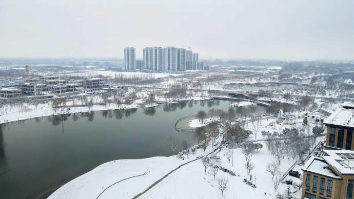 果然视频|俯瞰鸿雁湖雪景，感受济宁的初雪浪漫