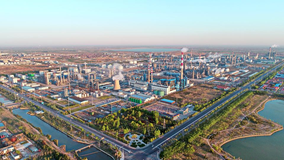 两会观察|东营：加快产业转型升级，加力构建现代化产业体系
