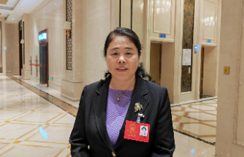 东营市人大代表劳振花：为东营经济发展贡献职教人的力量