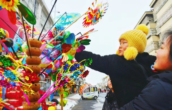新春走基层|来郯城杨集镇年货大集，感受人间烟火味