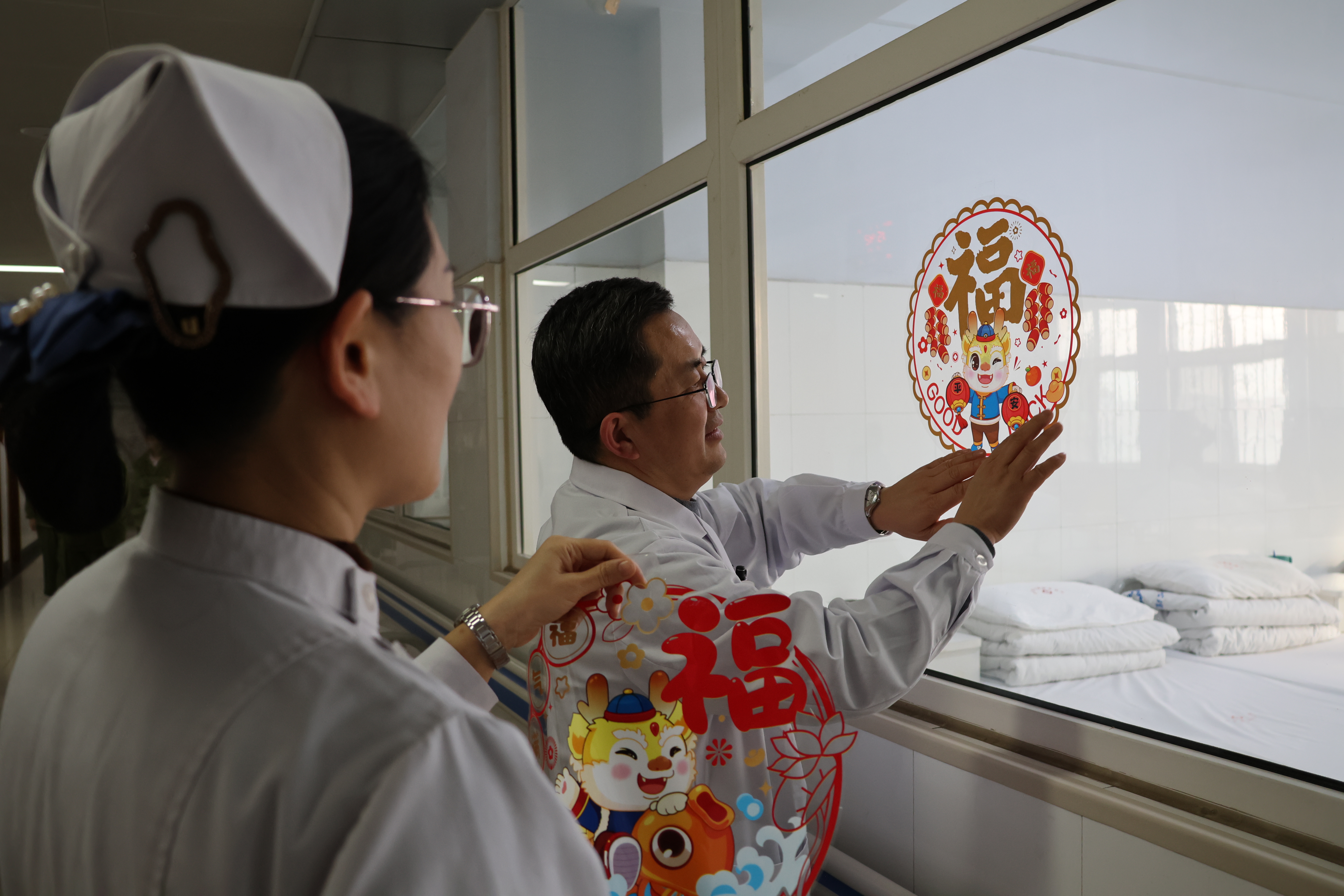烟台市心理康复医院徐扬：忙着陪患者过年，对孩子的承诺拖了多年