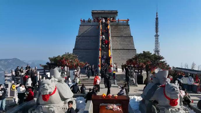 果然视频|沂蒙山最高峰，全国游客欢欢喜喜过大年