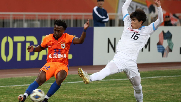 体坛午爆｜泰山队明战川崎前锋，世锦赛中国游泳队获7金3银1铜