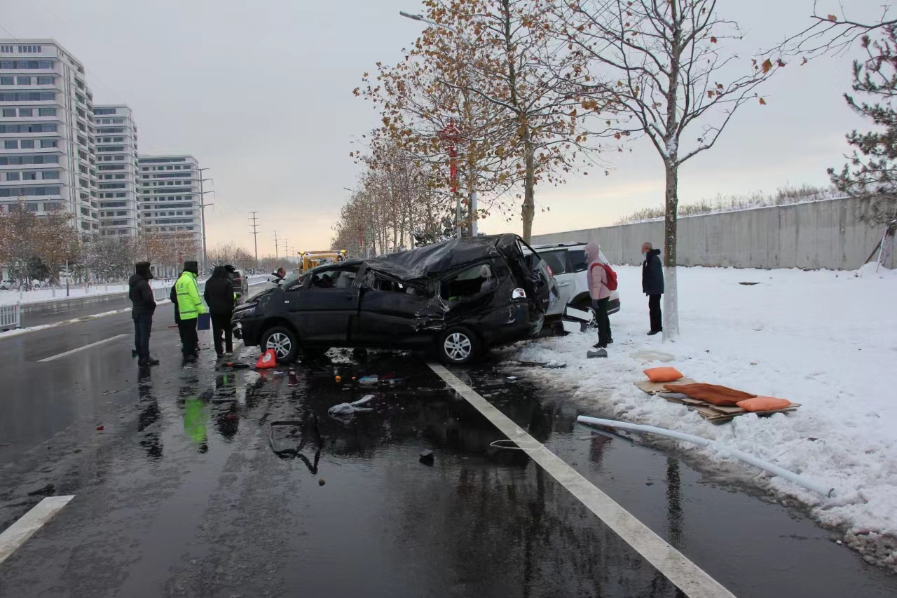 威海交警成功为三名事故受害人申请救助基金