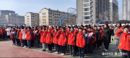 学海扬帆启新程——东昌府区启明小学举行2024年春季开学典礼-齐鲁晚