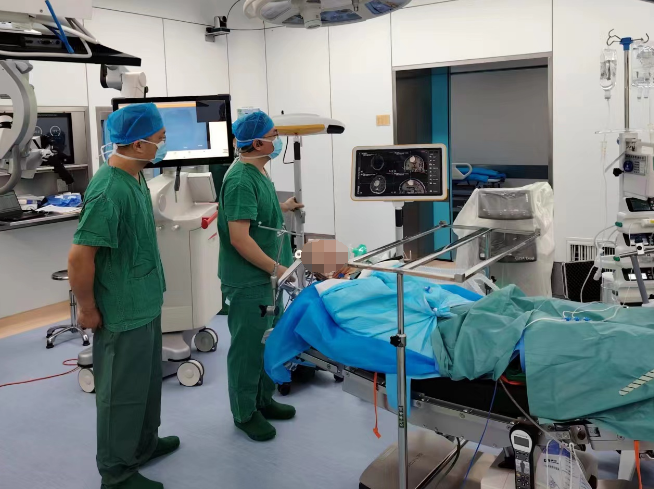 泰安市立医院神经外科为耄耋老人切除巨大脑膜瘤