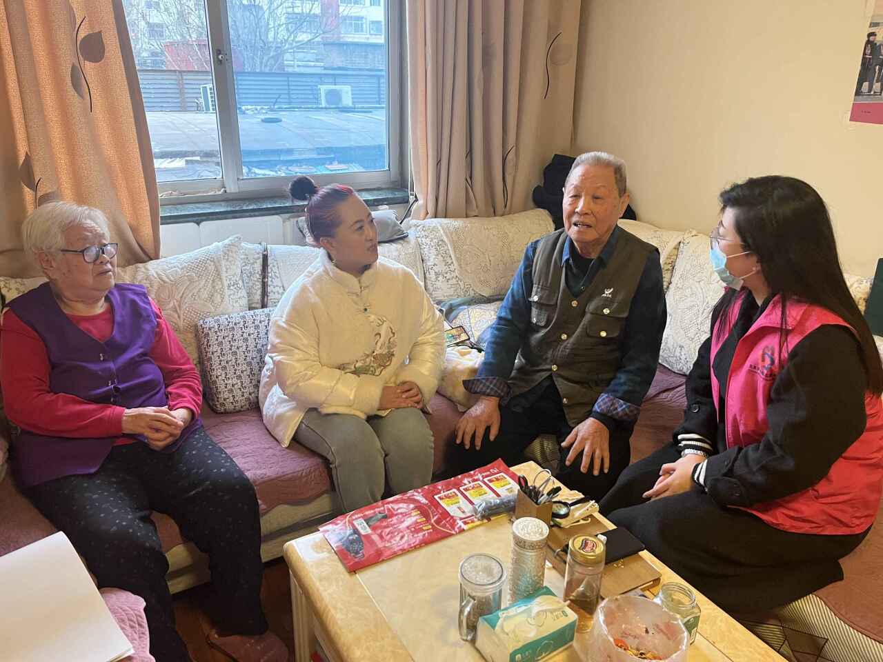 今年,李倩倩根据辖区特点,秉持"一统四化八场景"理念,搭建了康泰润心