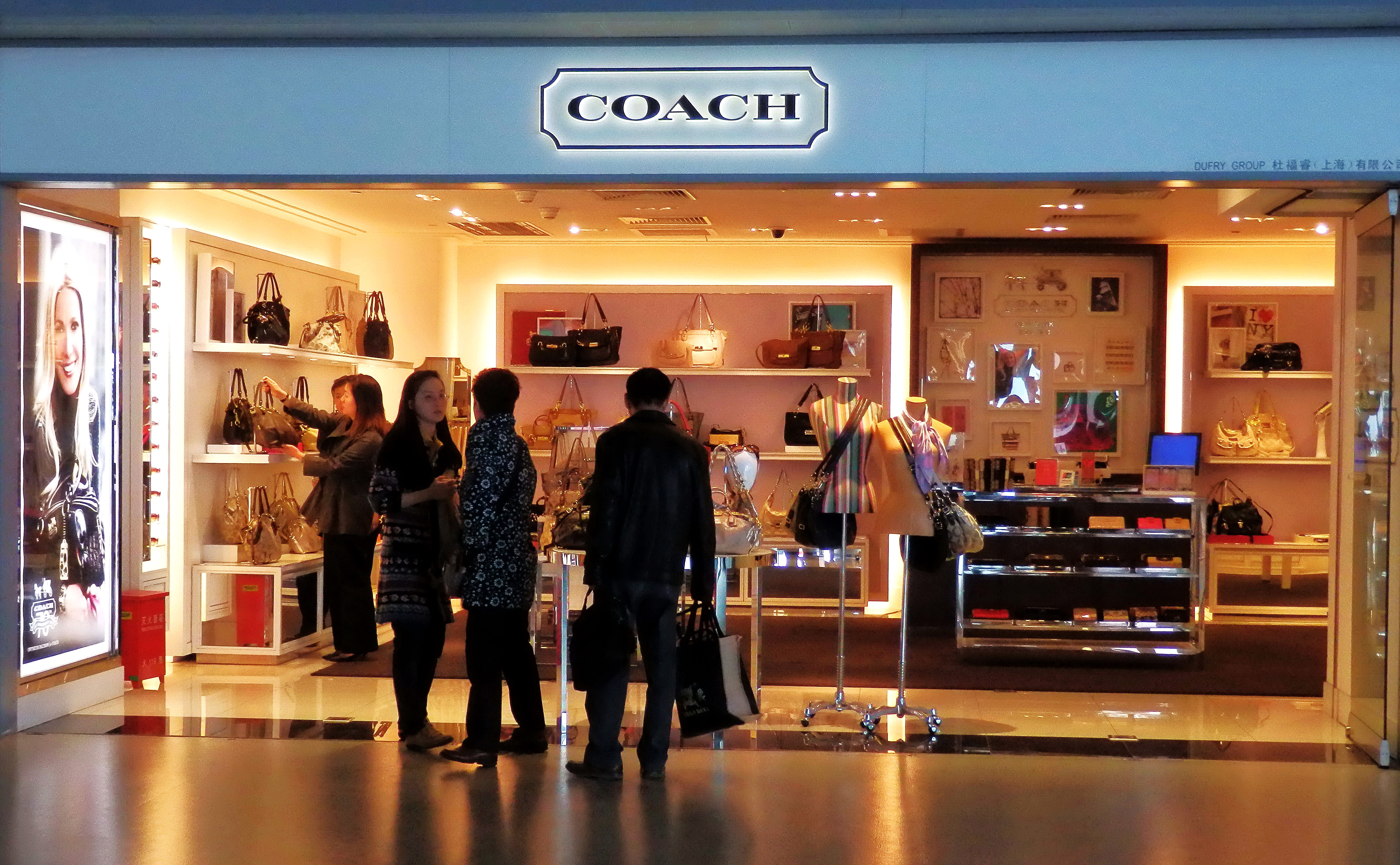 sandromaje将减少门店数量轻奢不好卖了