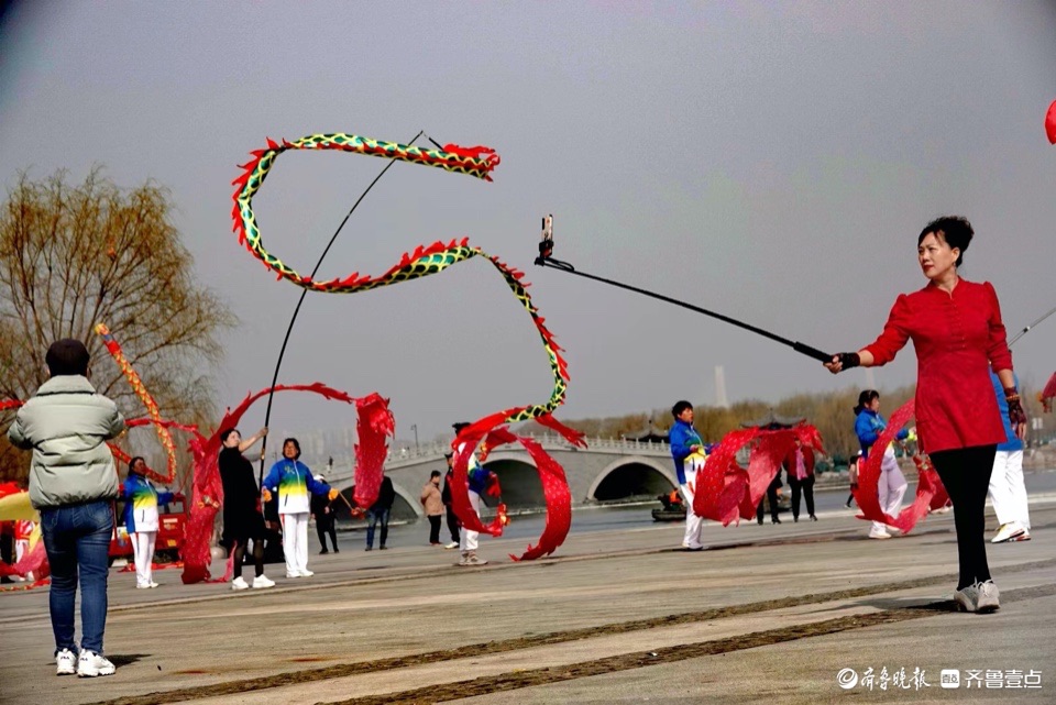 行摄华山——二月二高杆舞龙