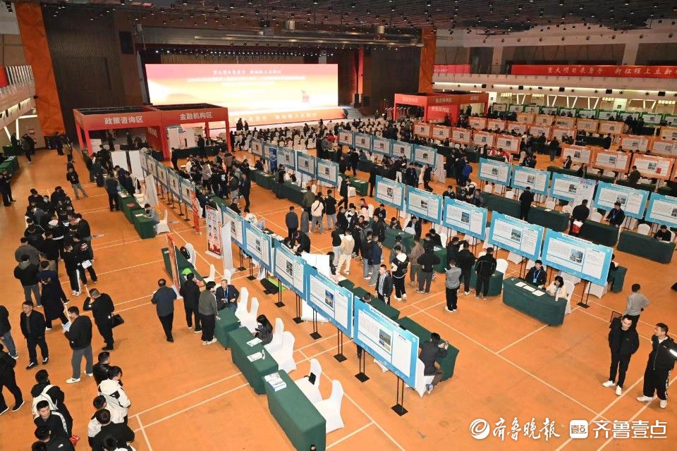 沿黄九市退役军人专场招聘会现场人头攒动，求职者和企业“双向奔赴”！