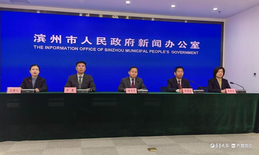 城乡水务局党组书记,局长潘清军,市城乡水务局党组成员,副局长刘道义