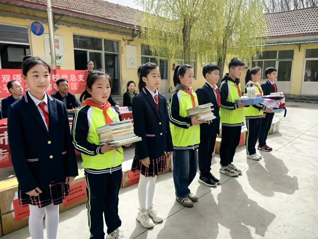 济南市东方双语实验学校骨干教师送课起步区开展教育教学交流活动