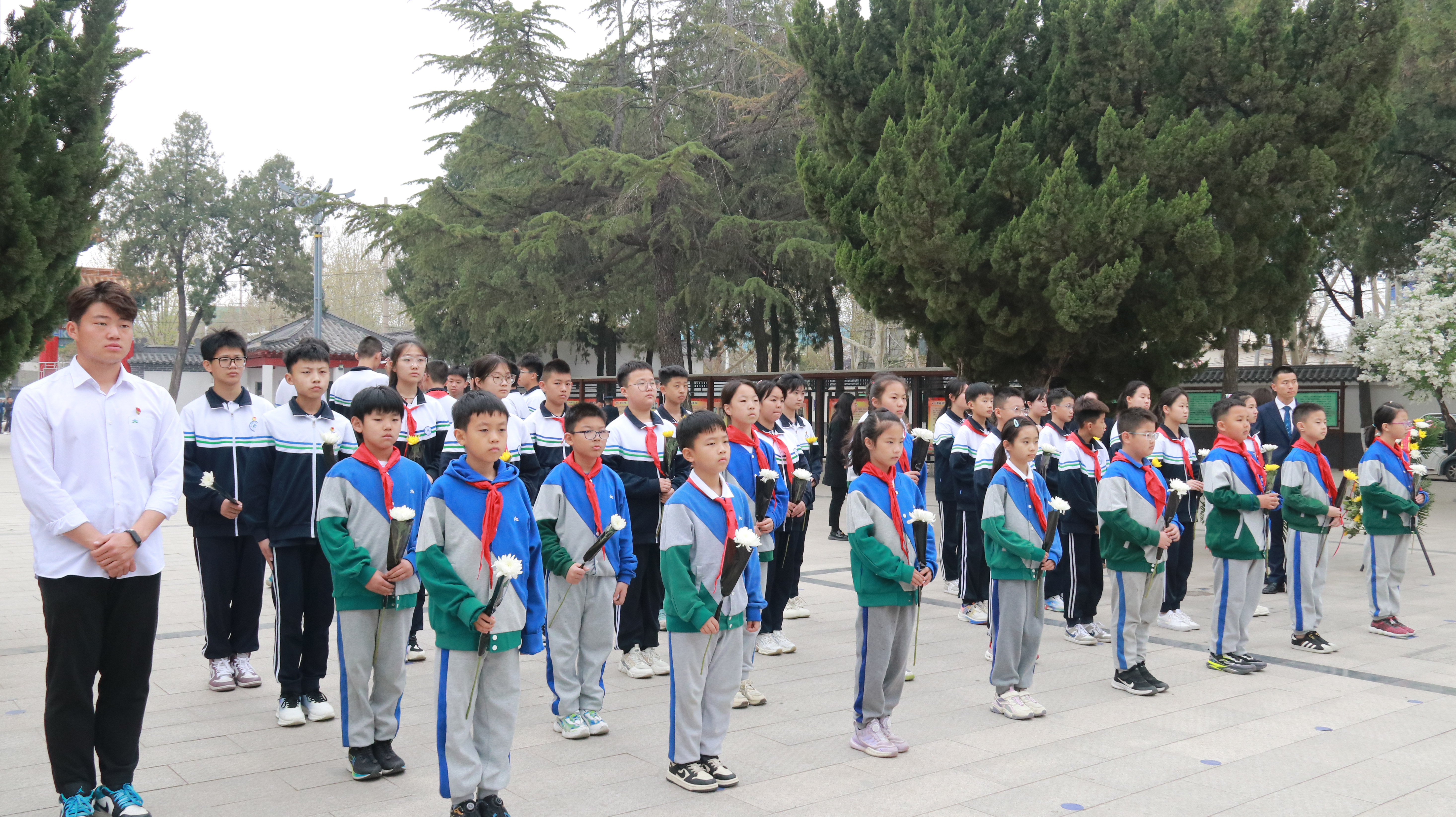 济宁天立学校开展清明节缅怀革命英烈活动-齐鲁晚报网