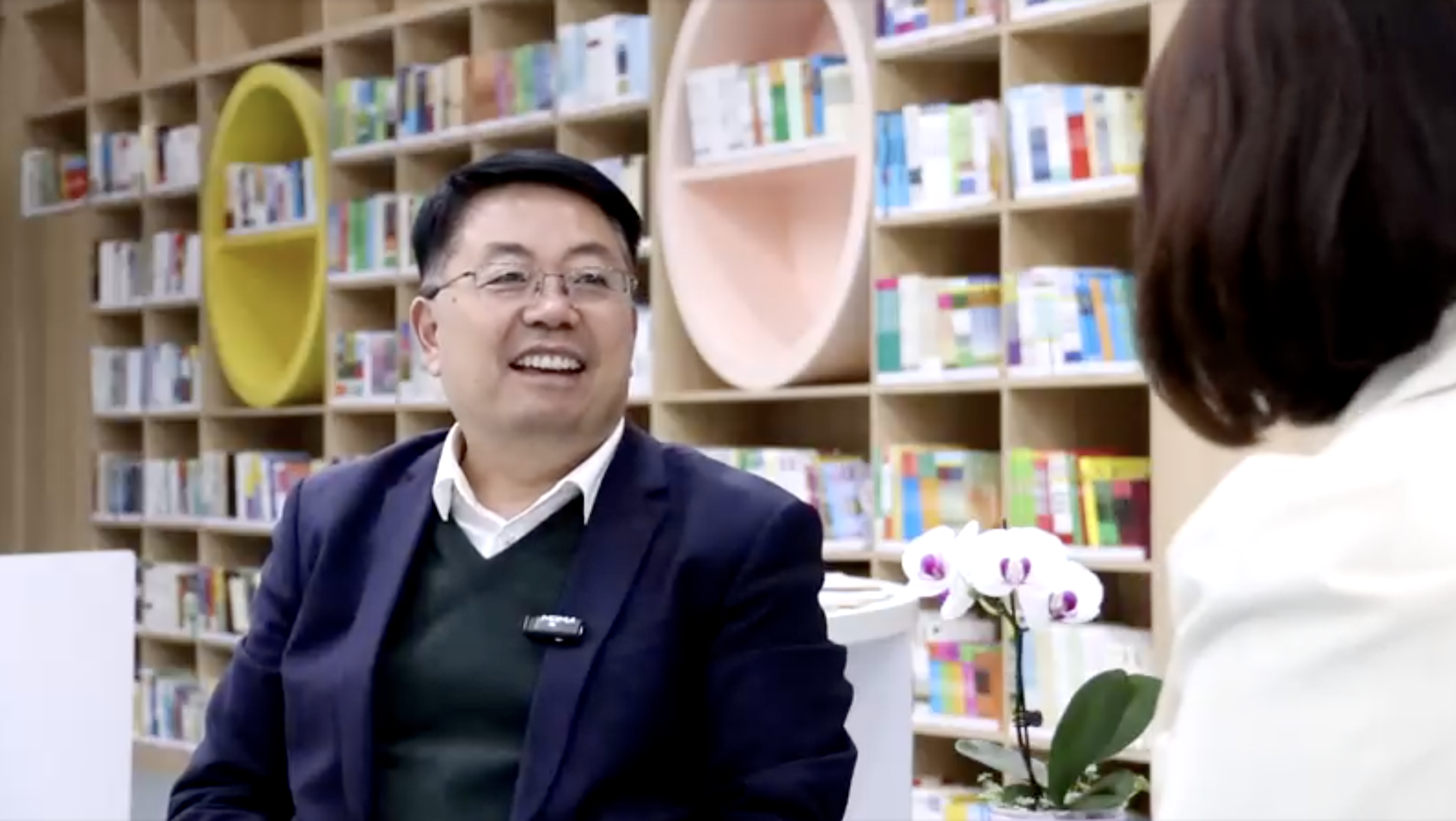 日照山海天教体局长李文波7000名中小学生吃上一元午餐