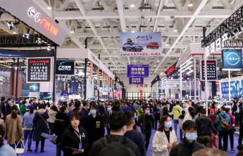 情报员拍客征集令！逛齐鲁车展，拍香车美女，壹点好礼等你拿