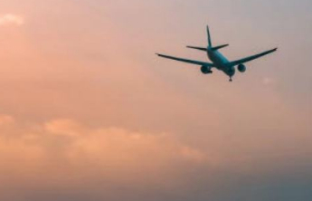 中东多国宣布暂时对所有飞机关闭领空