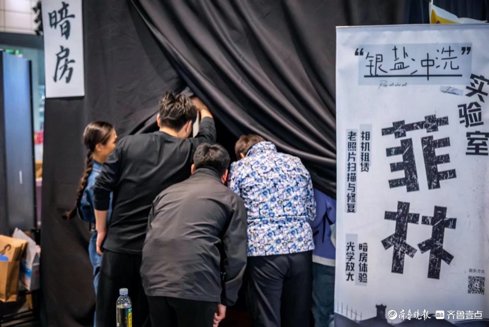 悦驾乐拍|胶片暗房无人机，车展还能这么“玩”？