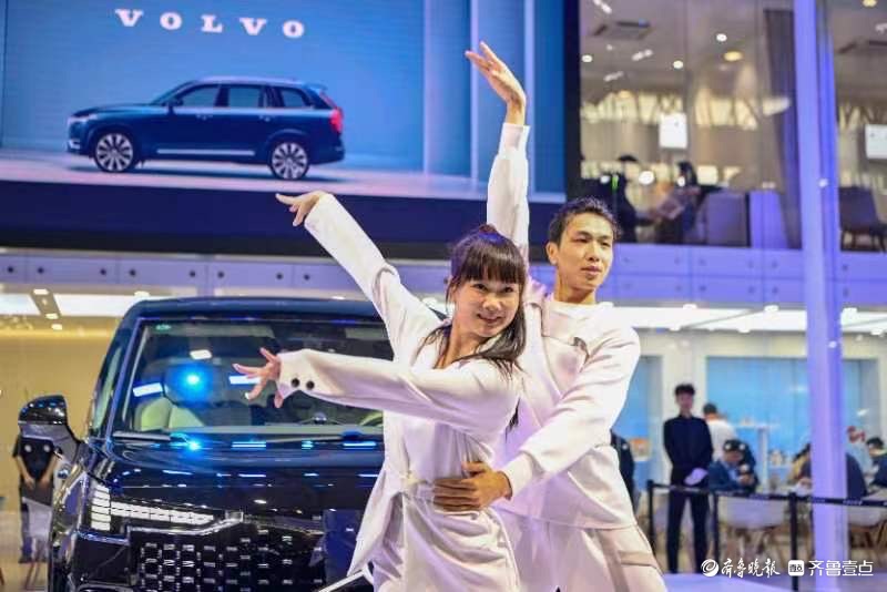 悦驾乐拍|轻歌曼舞惊艳车展