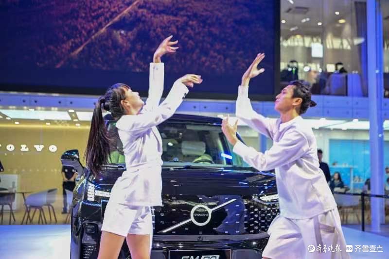 悦驾乐拍|轻歌曼舞惊艳车展