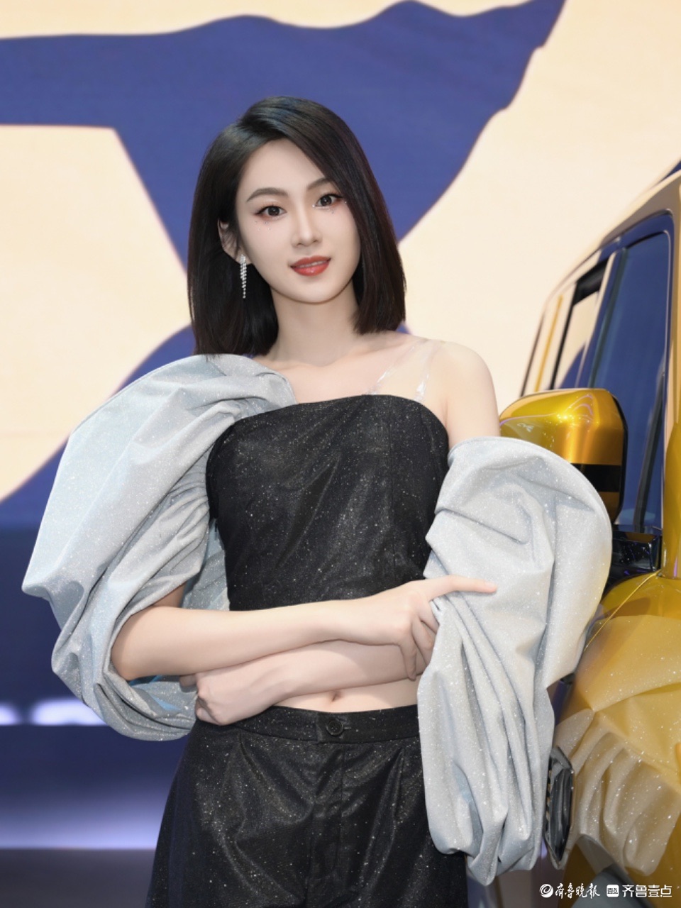 悦驾乐拍|齐鲁国际车展上的靓丽车模