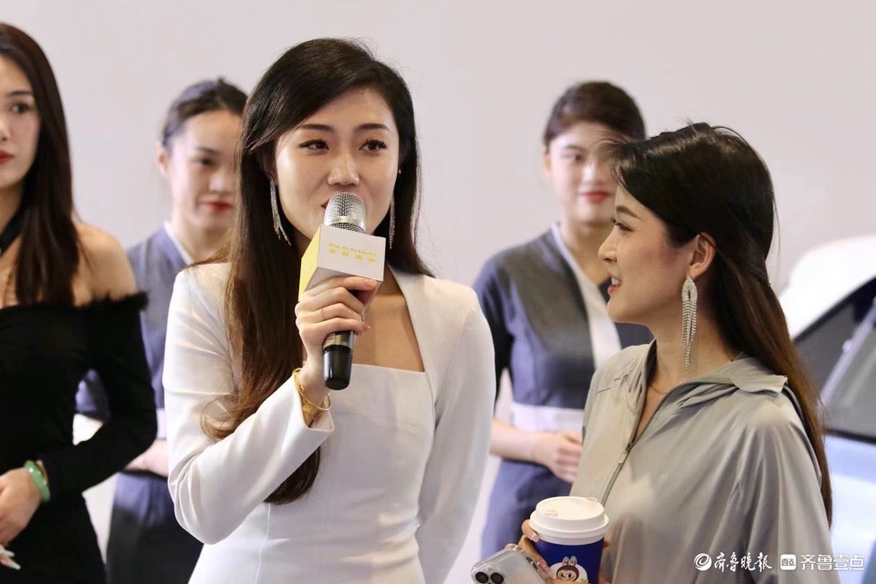 悦驾乐拍|周末的齐鲁国际车展，人潮涌动精彩纷呈