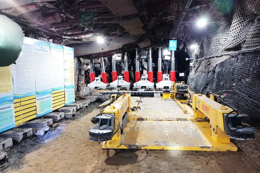 安居煤矿交出提升运输安全大会战高分答卷